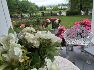 white party 2016 flowers